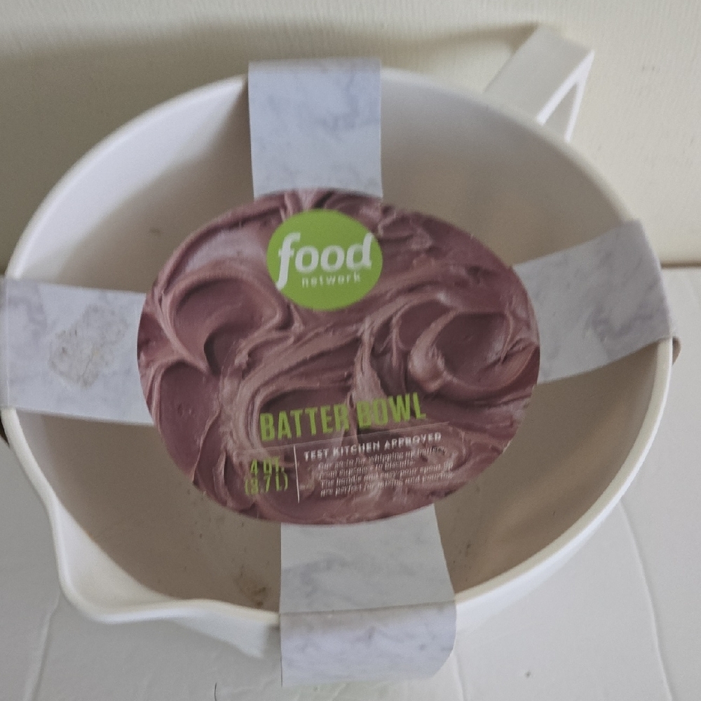 Food Network 4 Qt White Batter Bowl